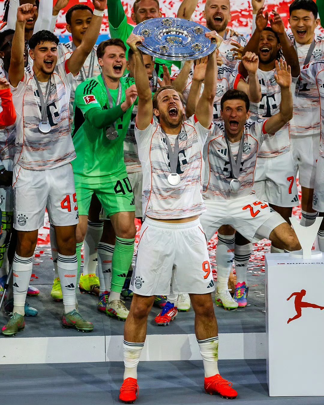 里昂力克曼城,凯恩补时绝平世界杯 里昂力克曼城,凯恩补时绝平世界杯