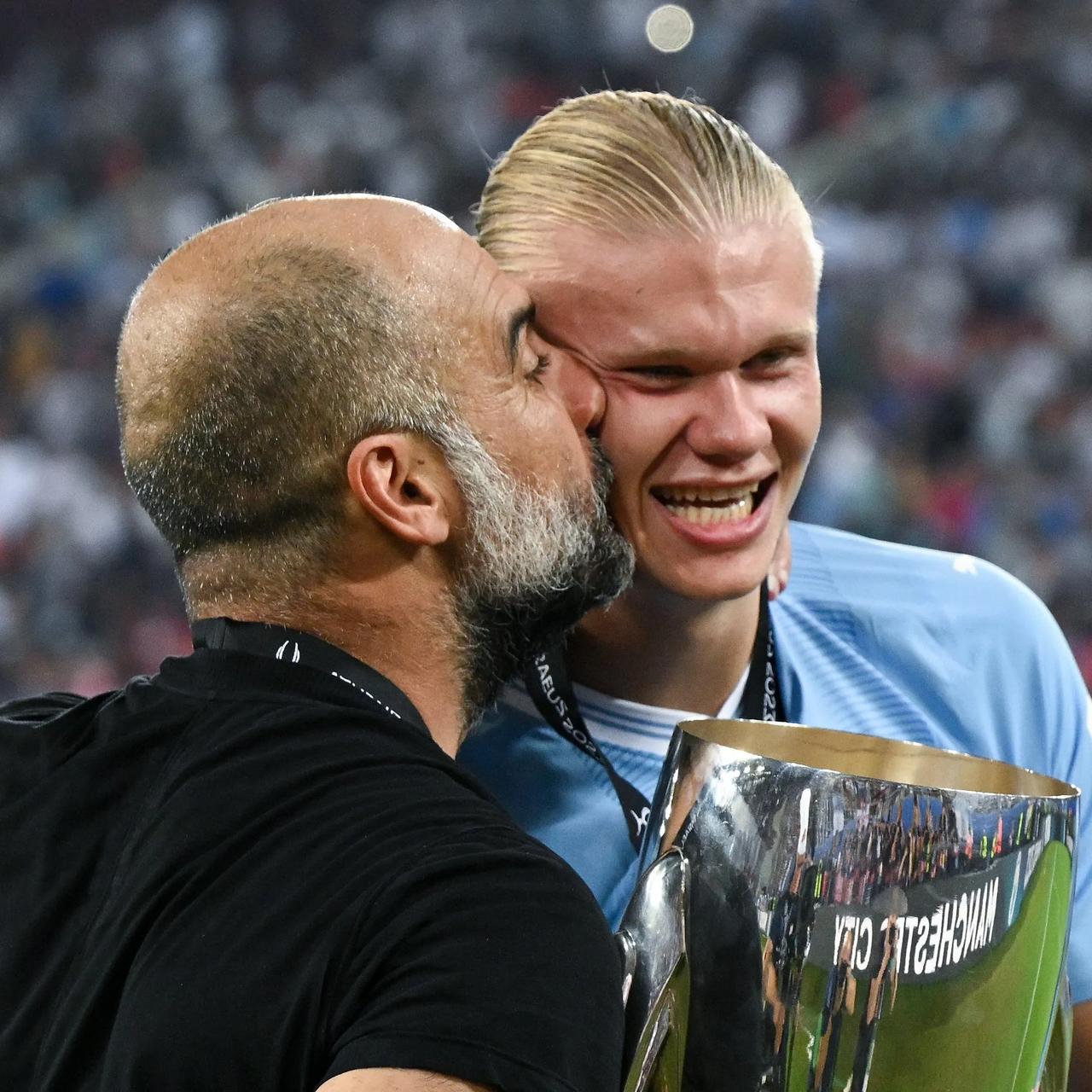 曼联绝杀莱比锡,哈兰德乌龙送礼英超 曼联绝杀莱比锡,哈兰德乌龙送礼英超